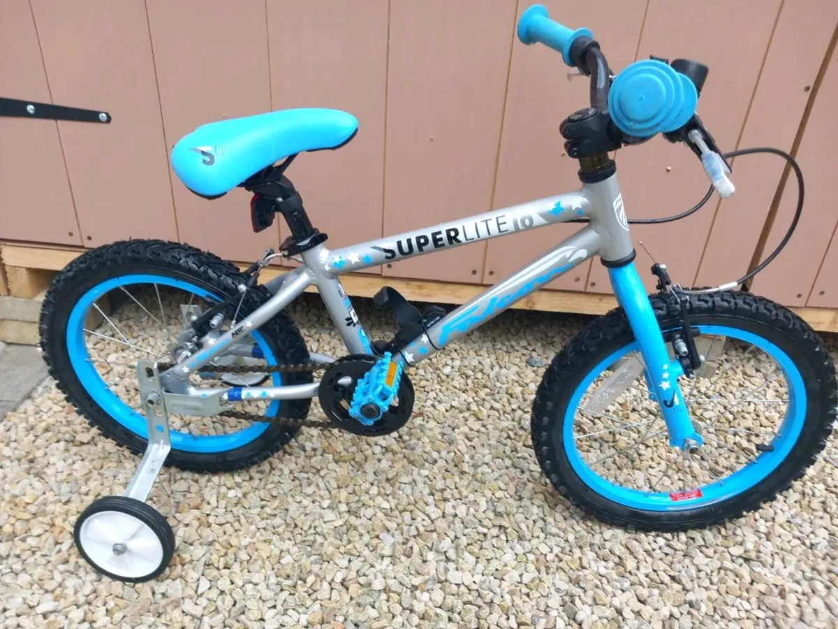 Kids bike size 16 inch wheels. - Image 2