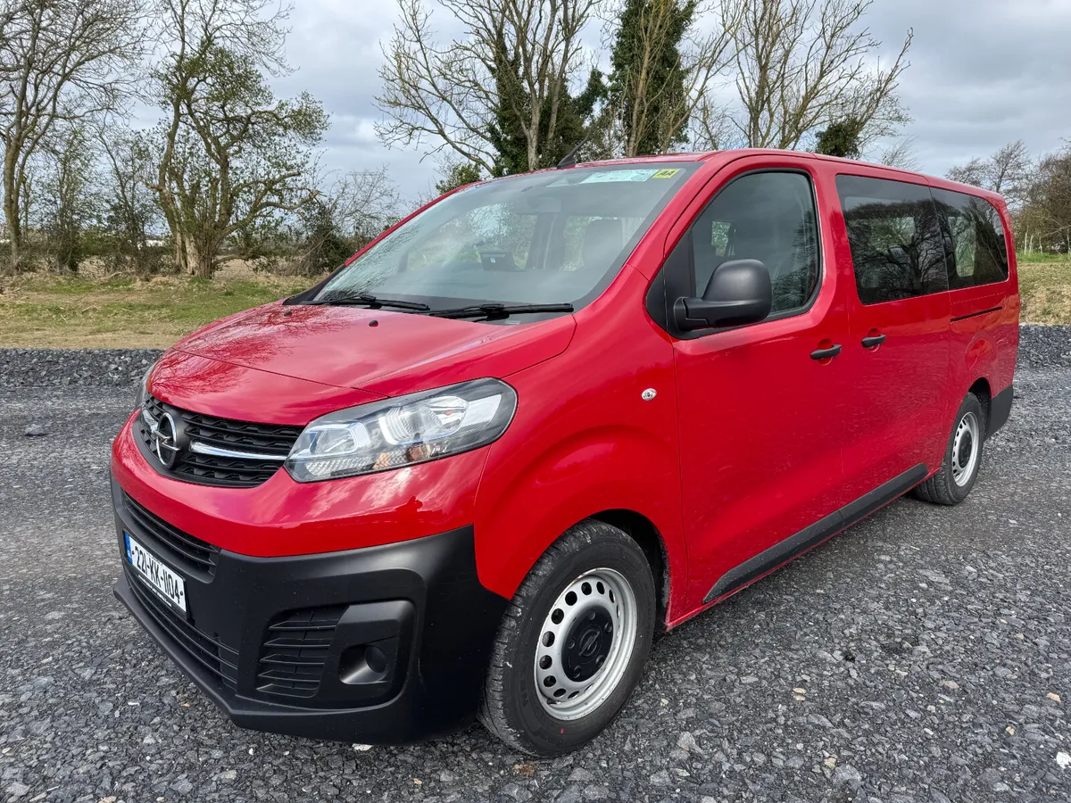 UNRESRVED 2022 OPEL VIVARO 9 SEATER FOR AUCTION - Image 1