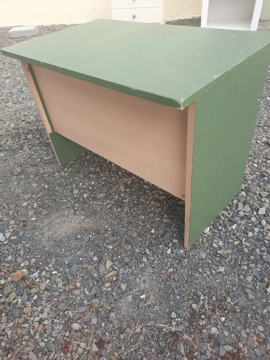 Office desk - Image 4