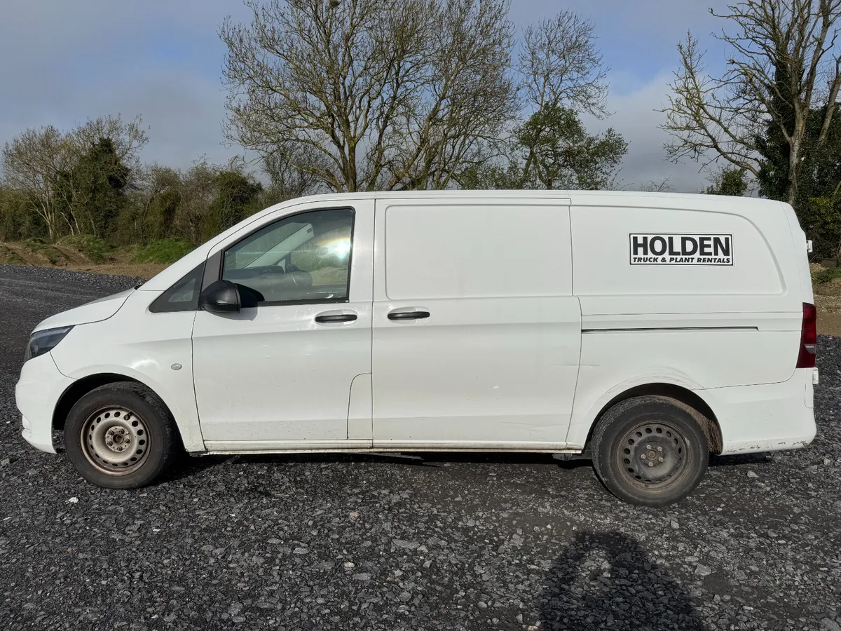 3 x UNRESERVED 2022 MERCEDES VITO'S FOR AUCTION - Image 2