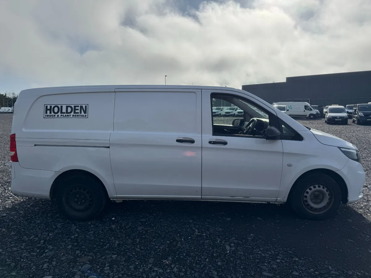 3 x UNRESERVED 2022 MERCEDES VITO'S FOR AUCTION - Image 4