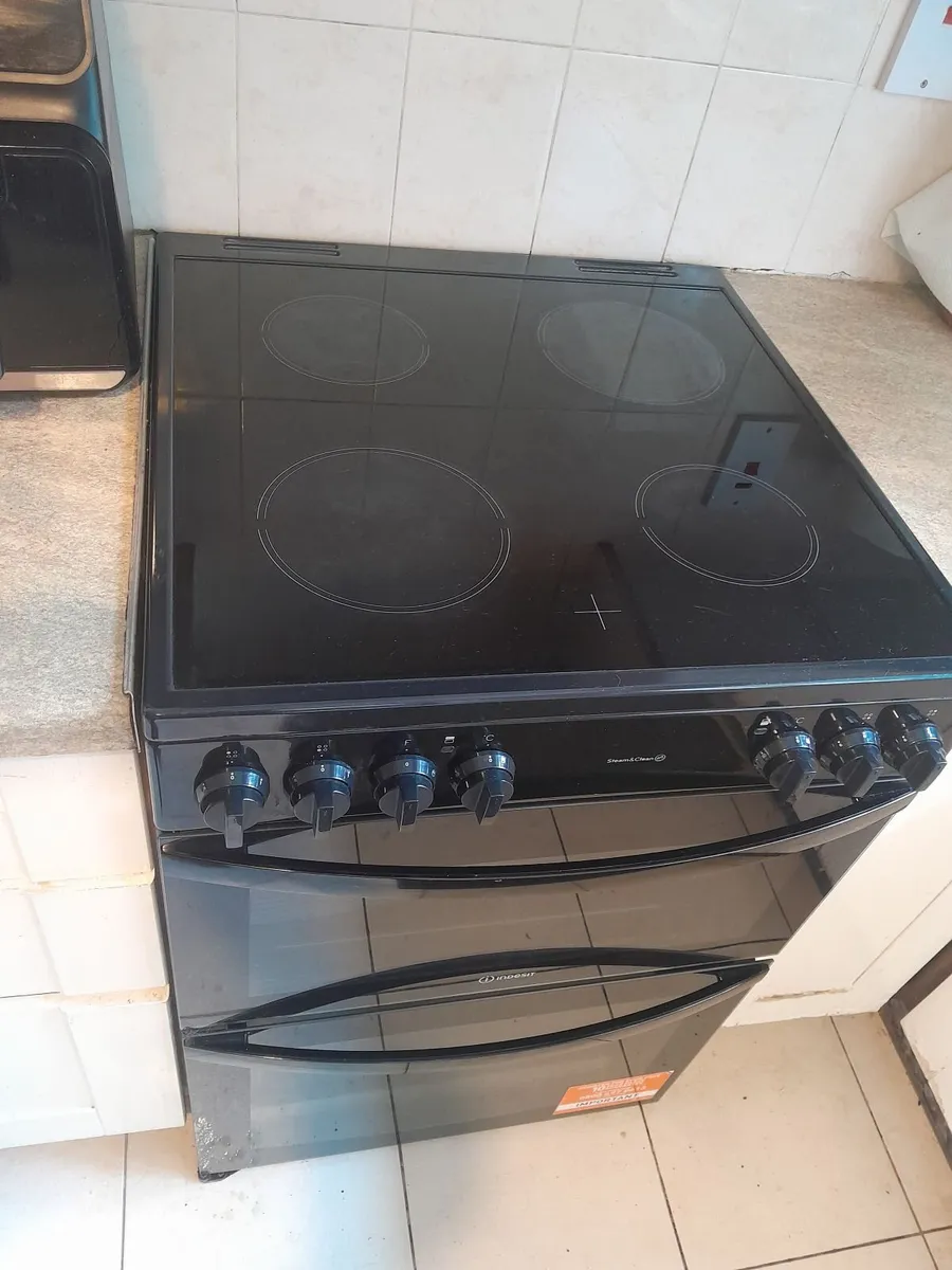 Electric freestanding  Cooker - Image 4