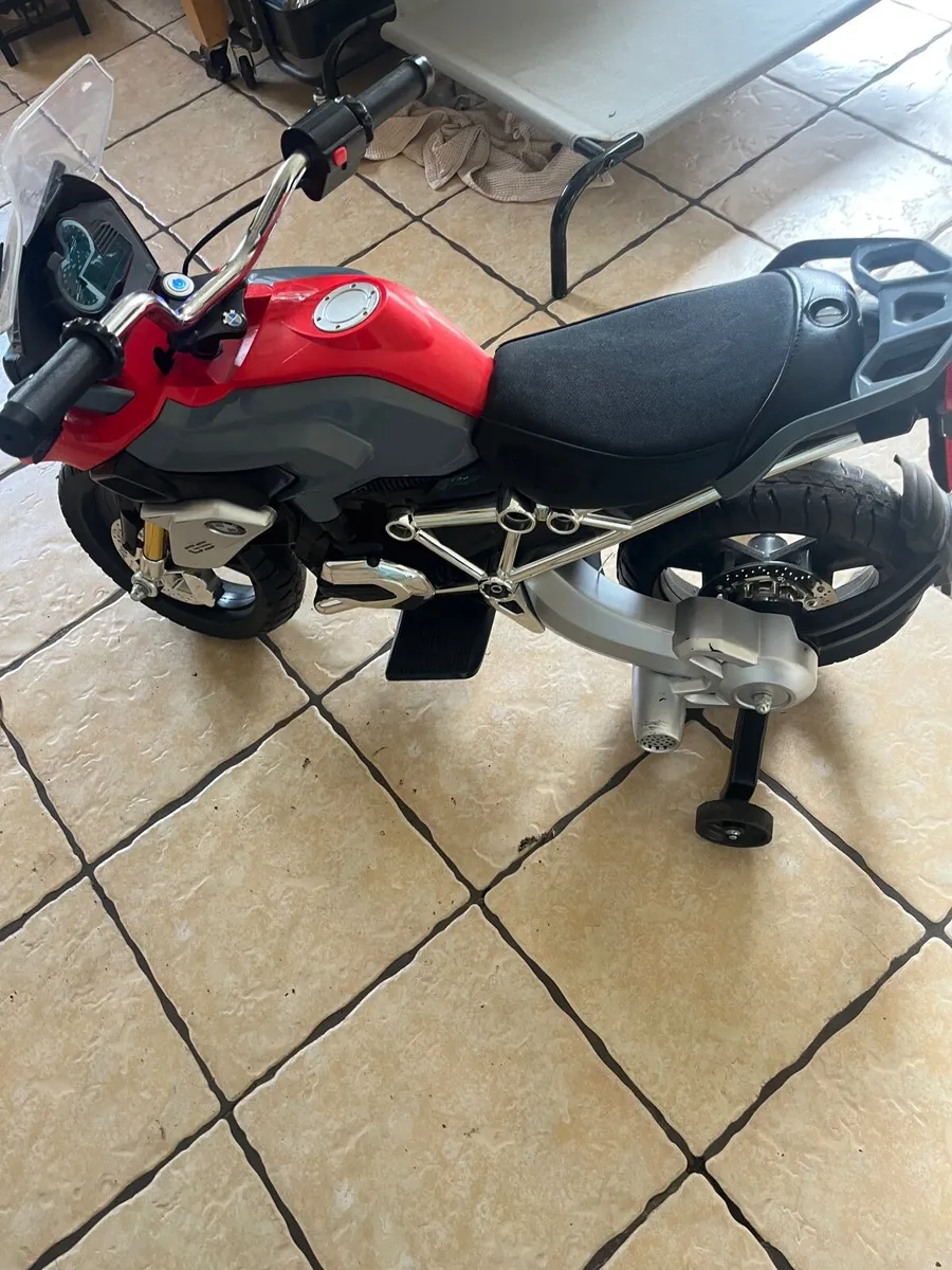 Kids Electric BMW R1200 GS Ride-On Motorbike - Image 1