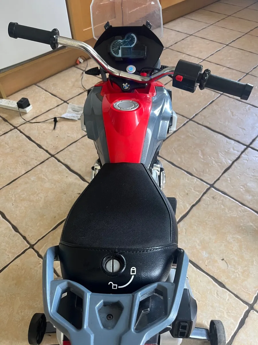 Kids Electric BMW R1200 GS Ride-On Motorbike - Image 3