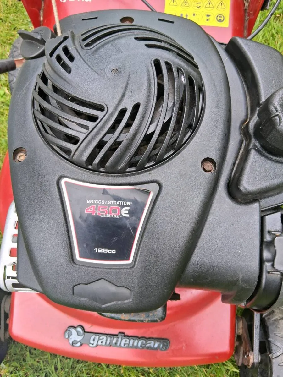 Lawnmower for repair or parts . - Image 3