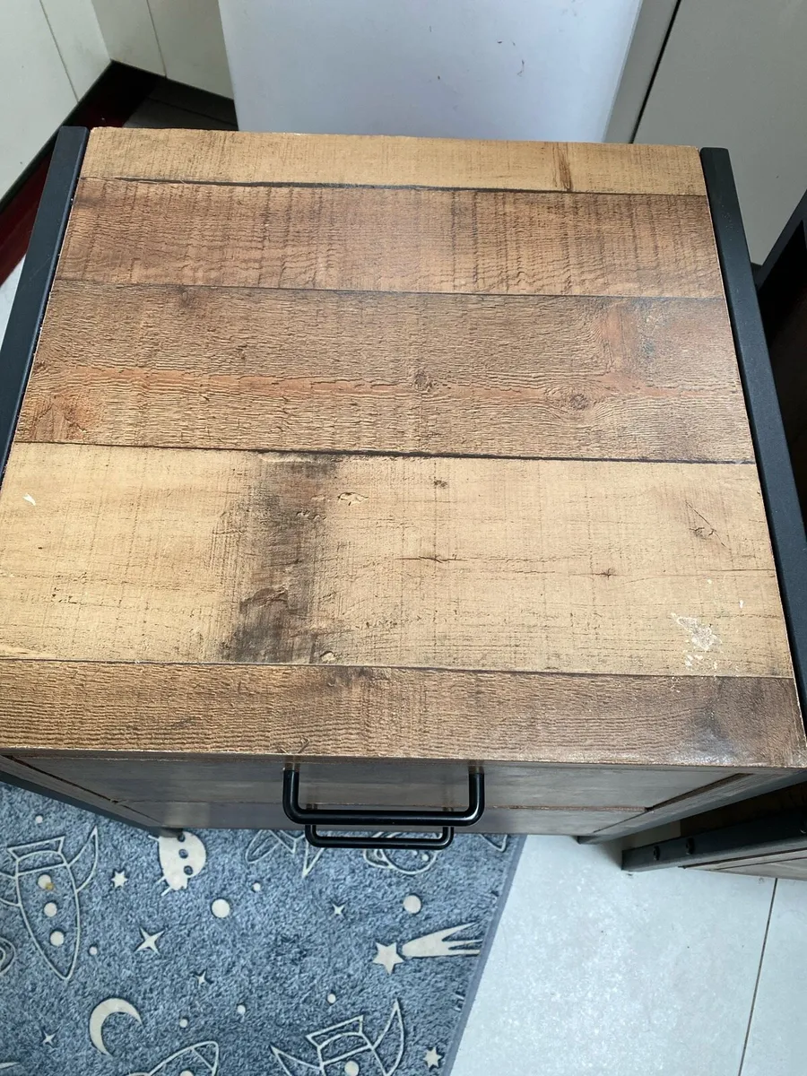 Bedside lockers - Image 2