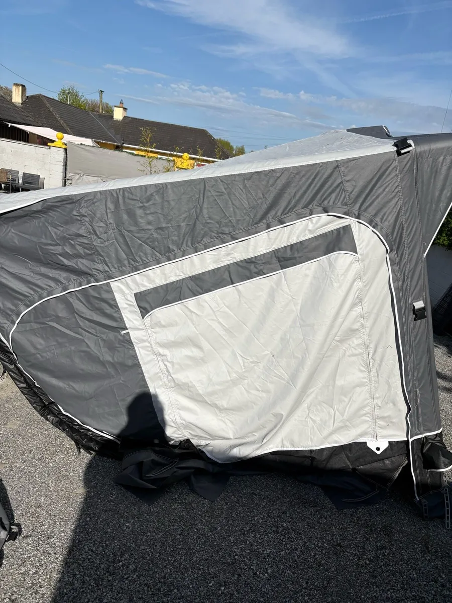 Caravan awning - Image 3