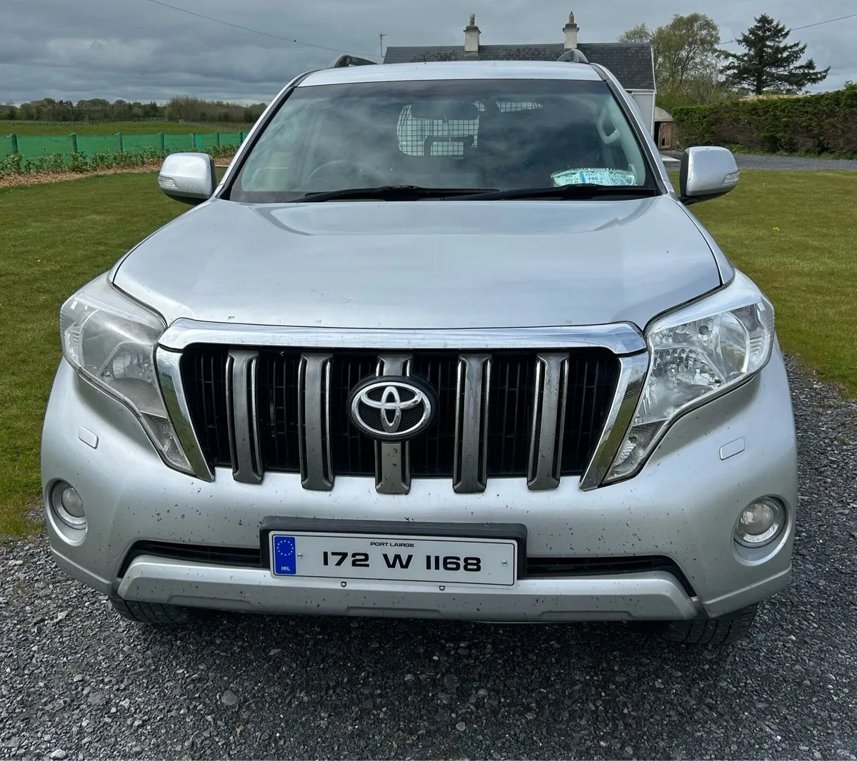 2017 Toyota Landcruiser - Image 2