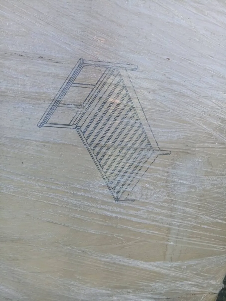 King size bed - Image 2