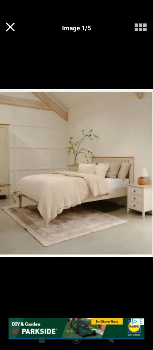 King size bed - Image 1