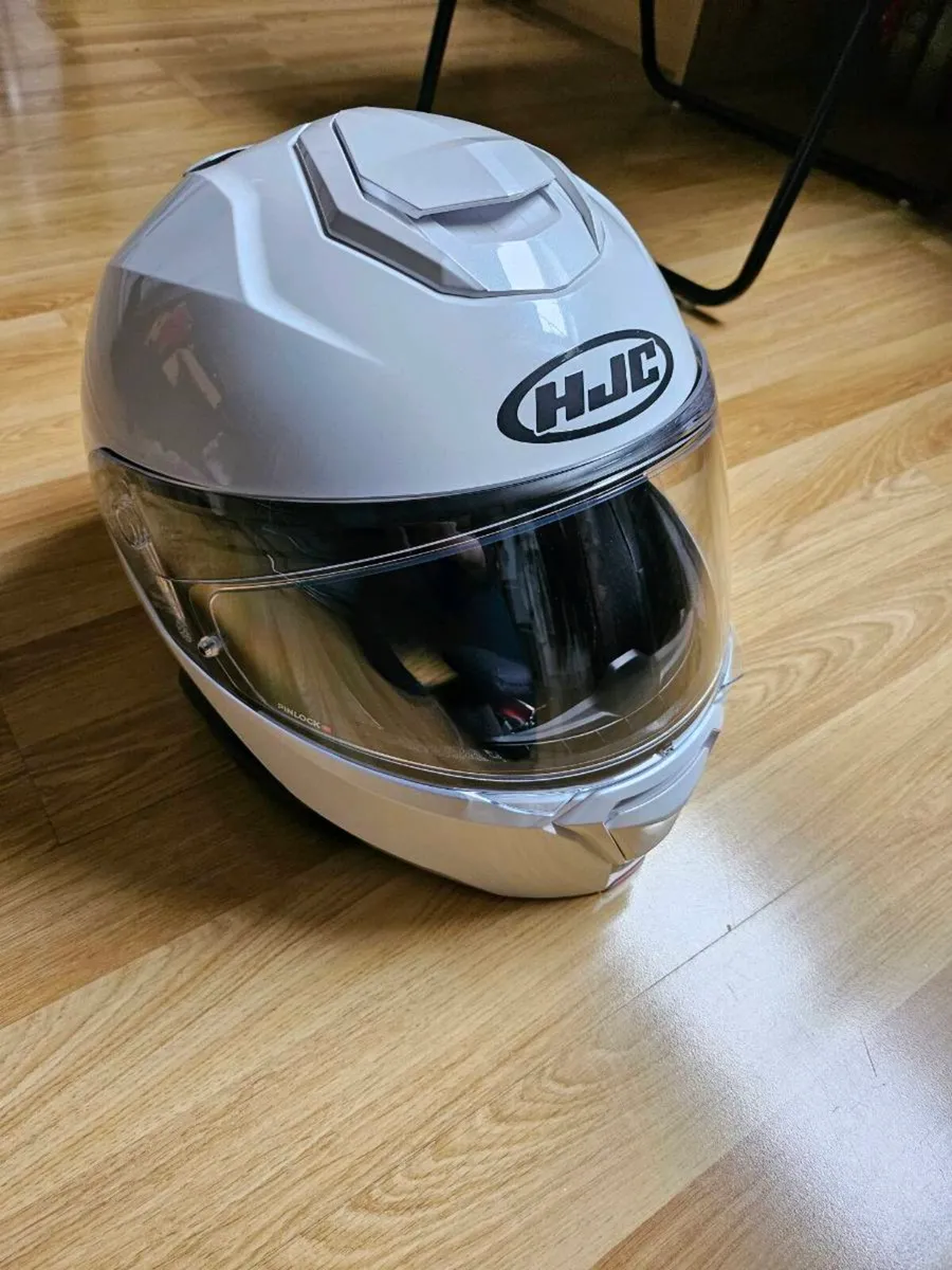 Motorcycle Helmet (Size Small) - Image 1