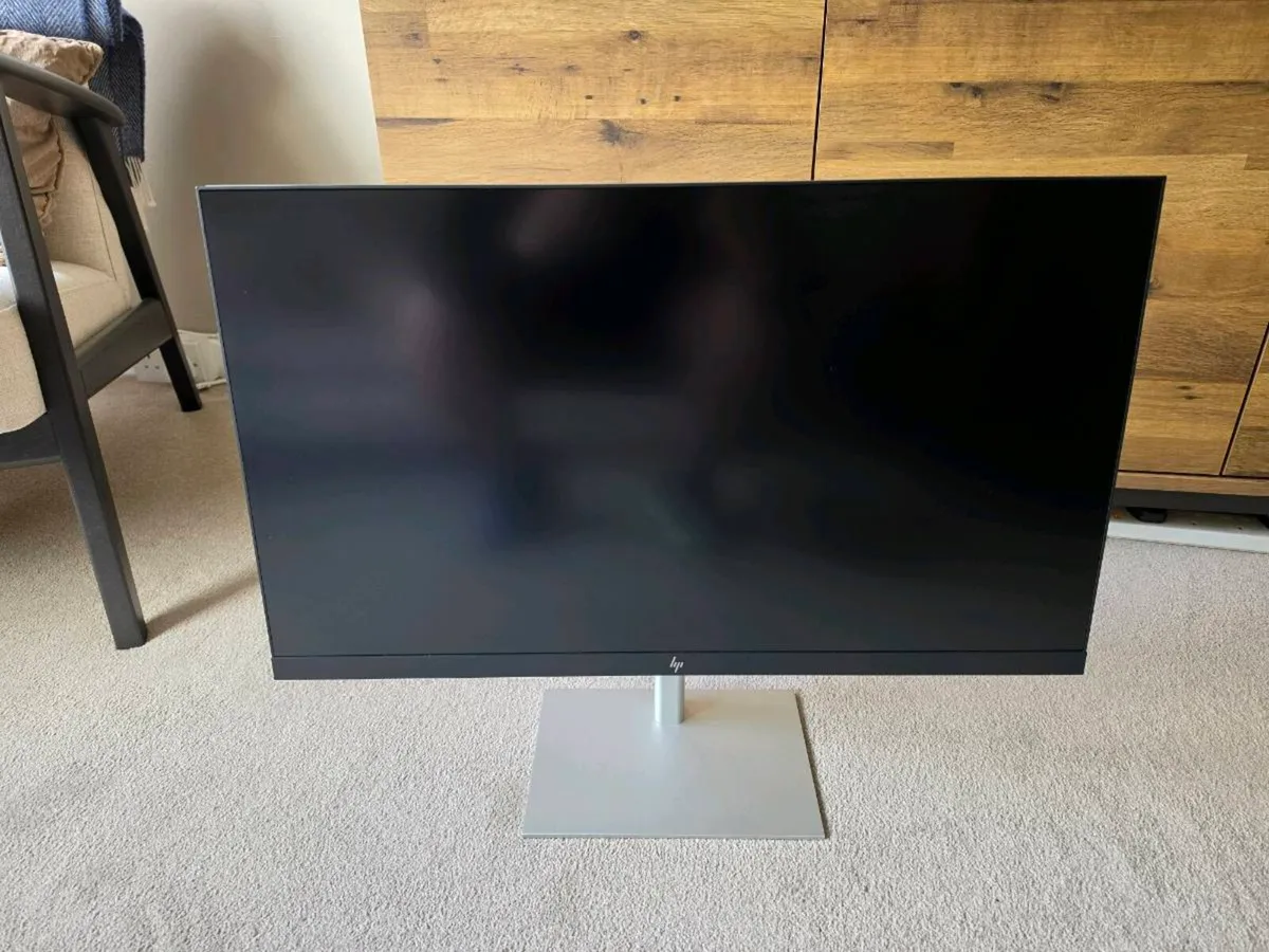 HP - U28 4K Ultra HD 28" IPS LCD Monitor - Black & - Image 1