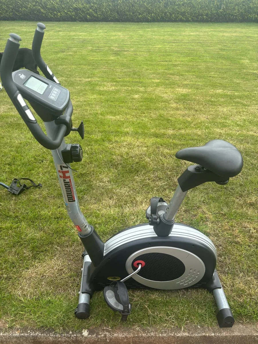 Exercise bike - Image 1