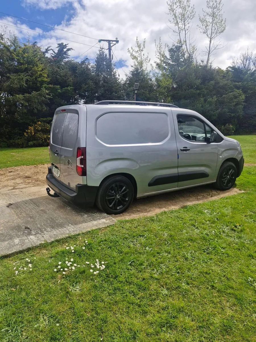 Citroen Berlingo 2021 - Image 3