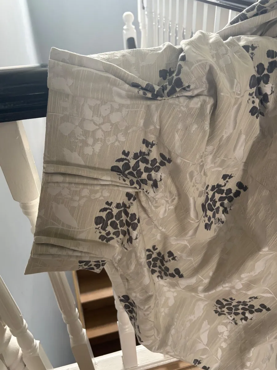 Handmade, Fully Lined,  Light Grey Curtains - Image 3