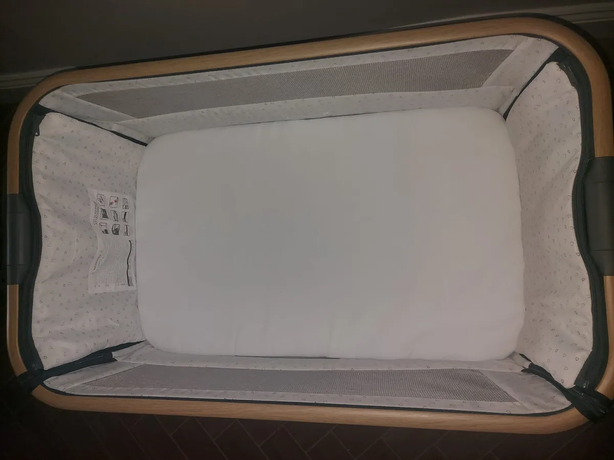 Bedside bed - Image 3