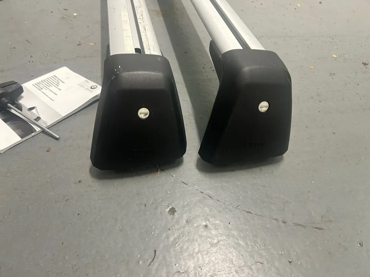 Roof Bars BMW G30 5 Series & Range Rover Velar - Image 2