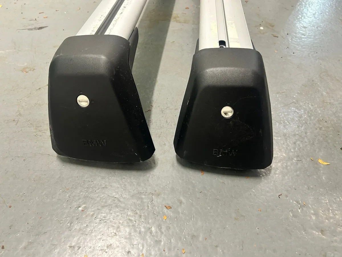 Roof Bars BMW G30 5 Series & Range Rover Velar - Image 3