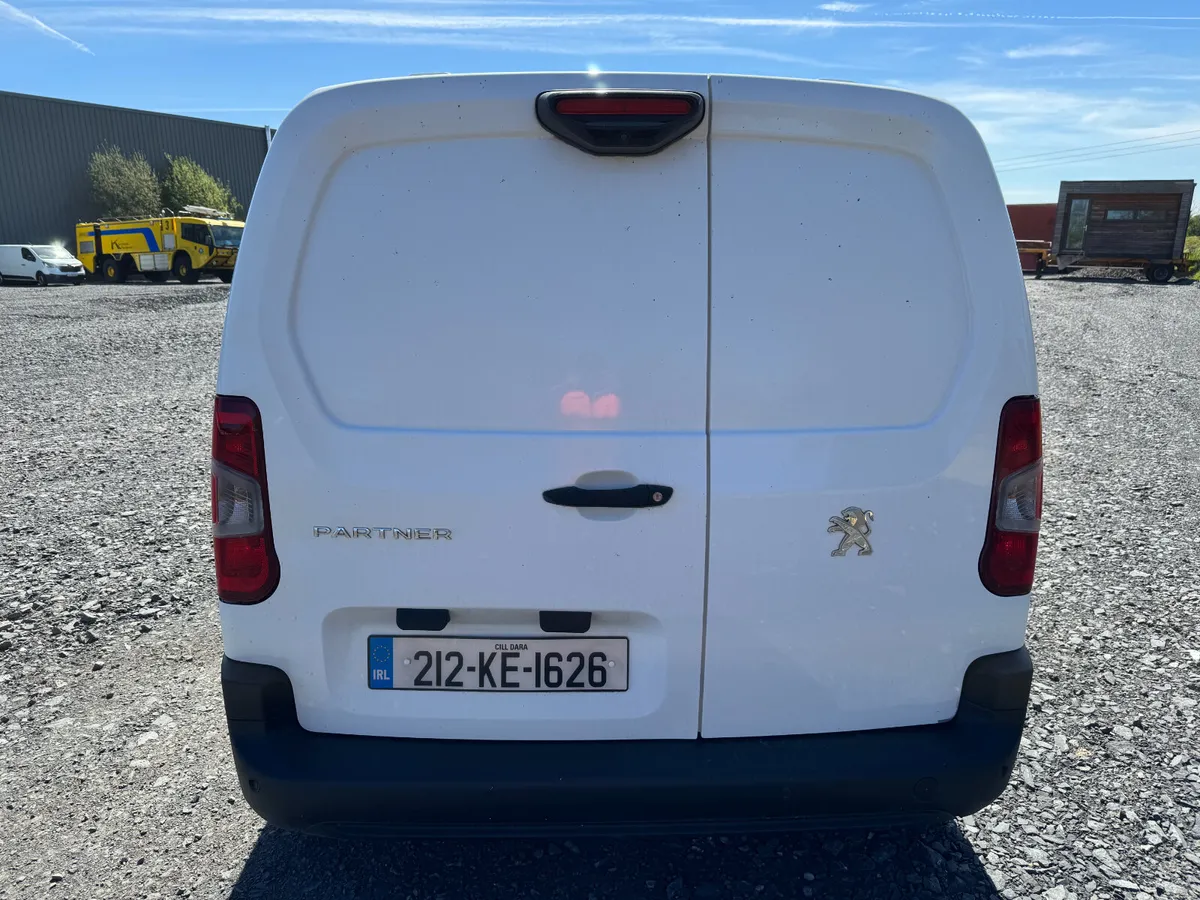 UNRESERVED 2021 PEUGEOT PARTNER FOR AUCTION - NAAS - Image 4