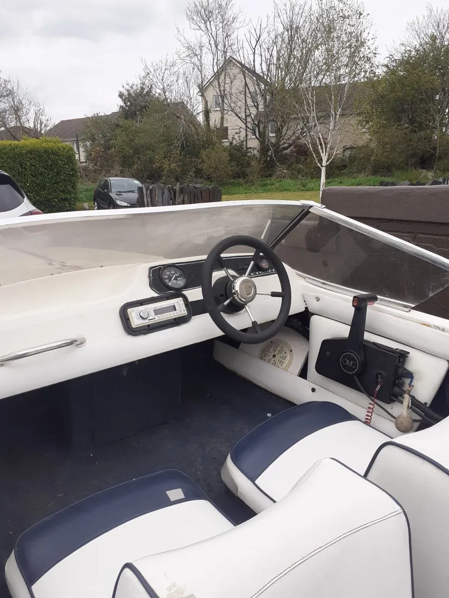 Boat - Image 4