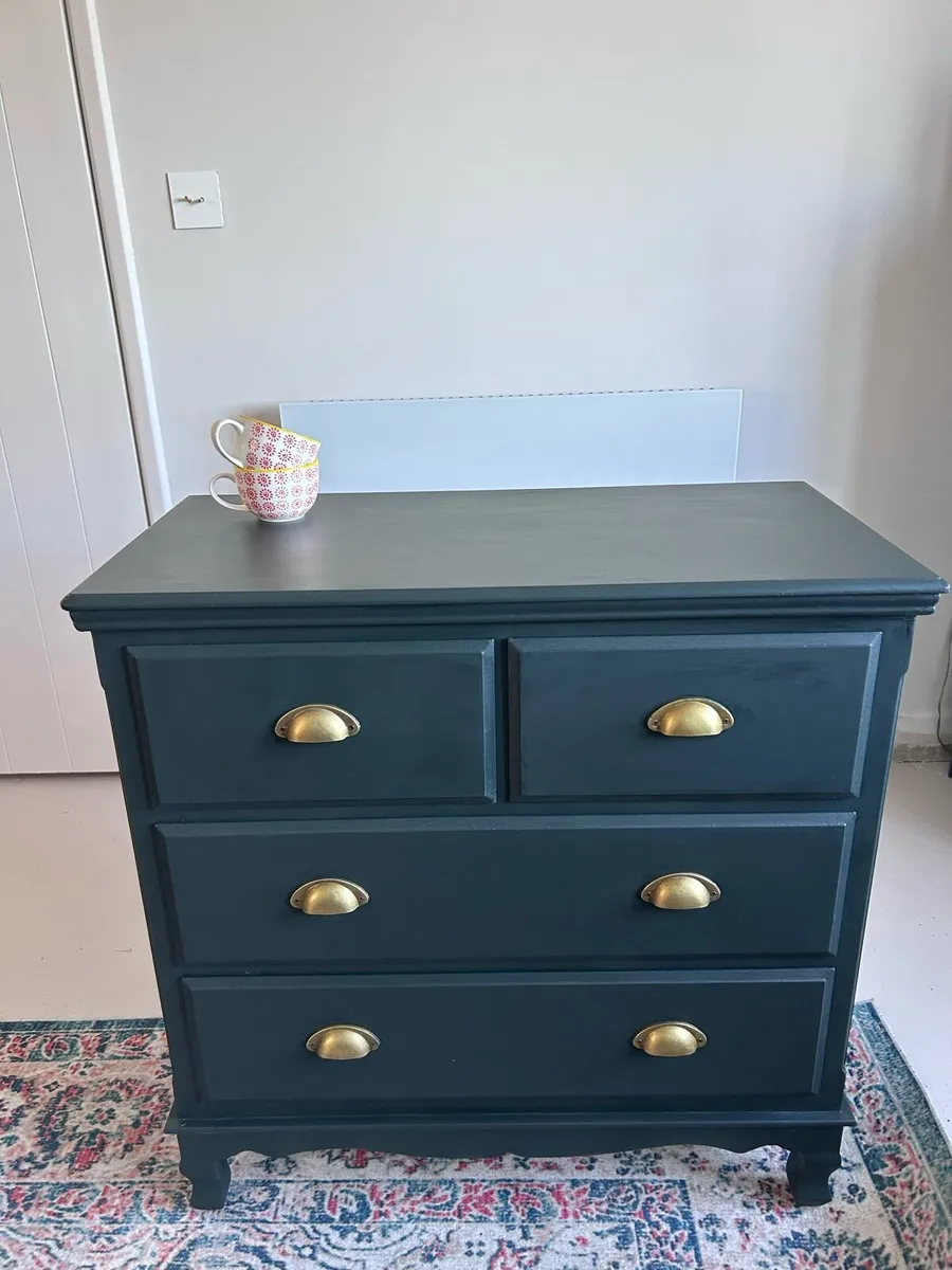 Chest of drawers - Image 2