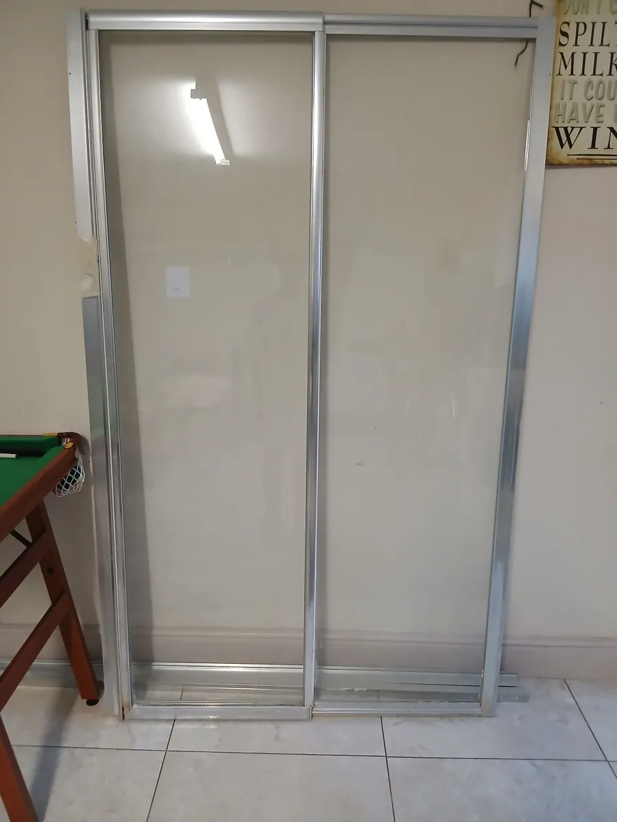 Shower  screen - Image 2