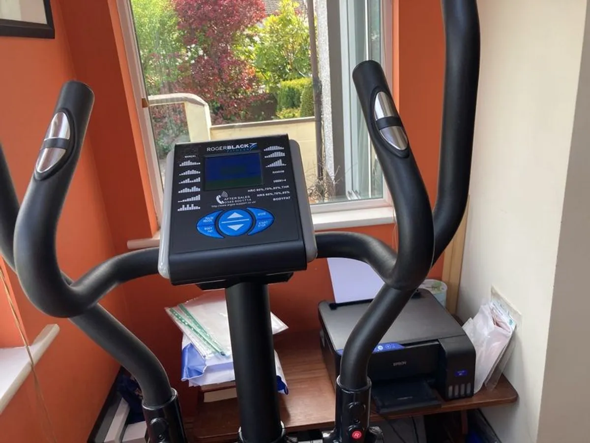 Cross Trainer - Image 2