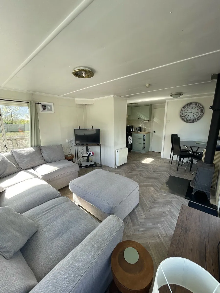 Mobile home - Image 2