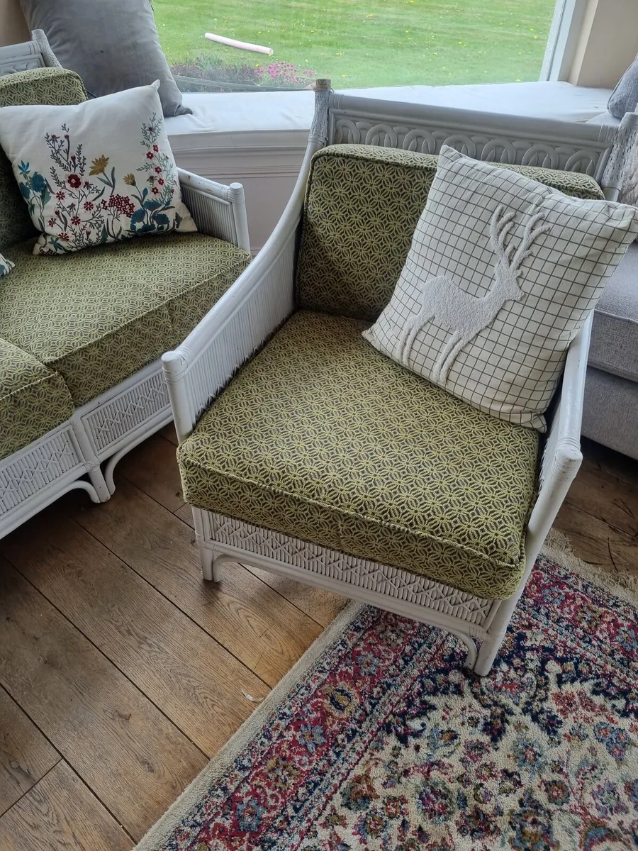 Conservatory furniture - Image 1