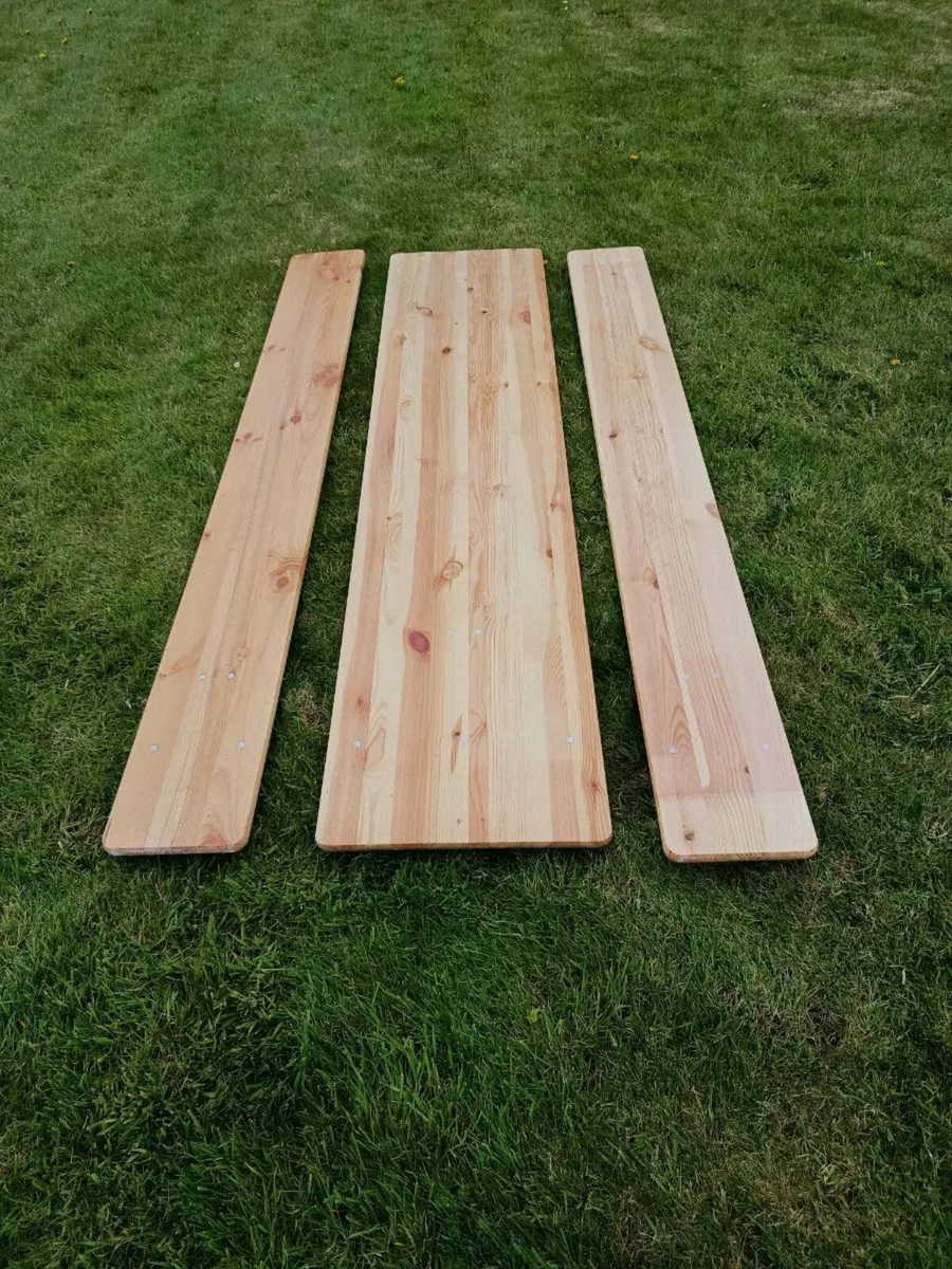 Picnic table + 2 benches - Image 1