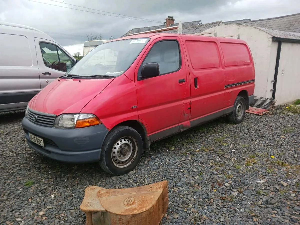 2 toyota hiace vans suitable for parts or export - Image 1