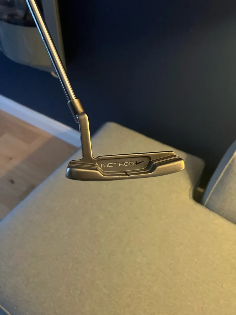 Nike putter - Image 3