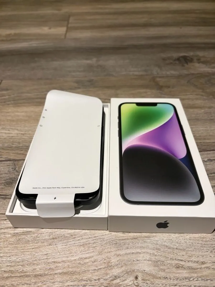 IPhone 14 - Image 1