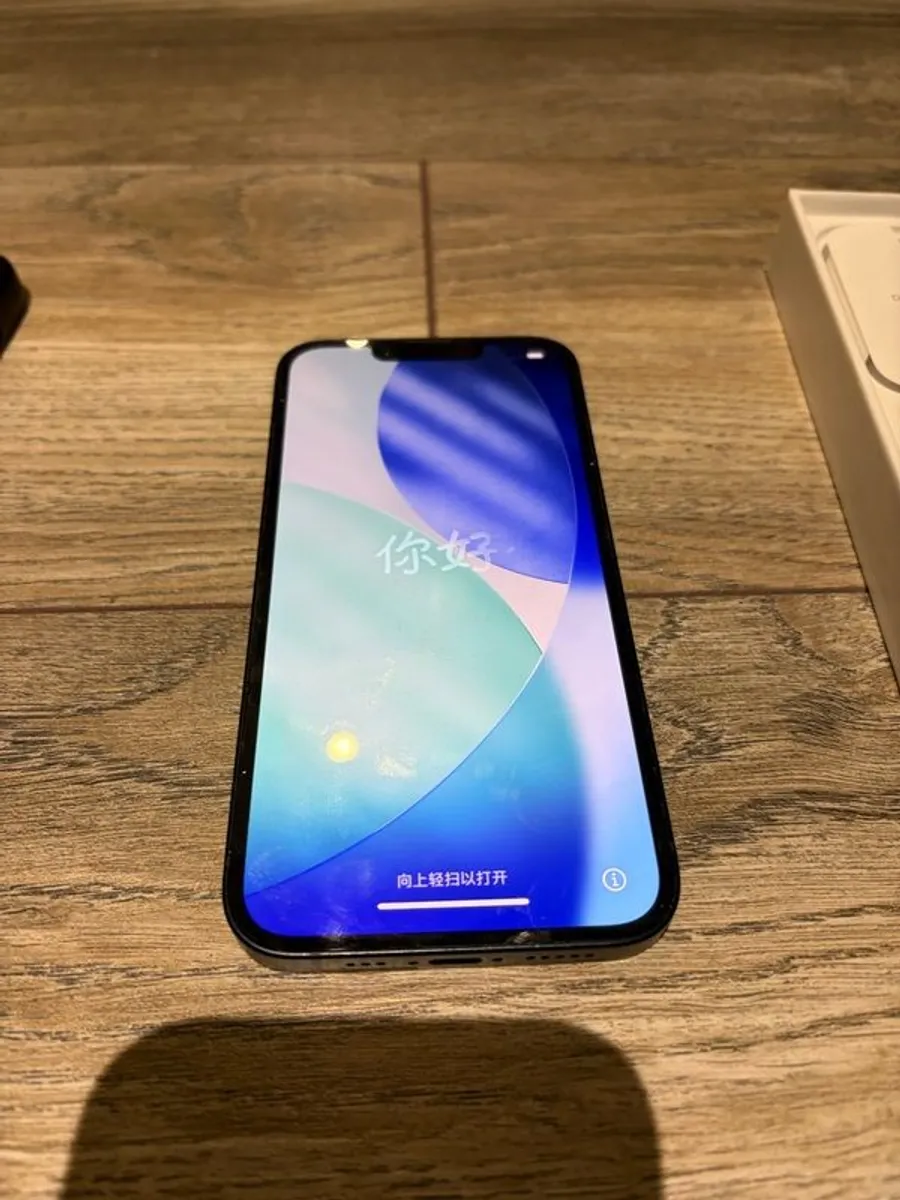 IPhone 14 - Image 2