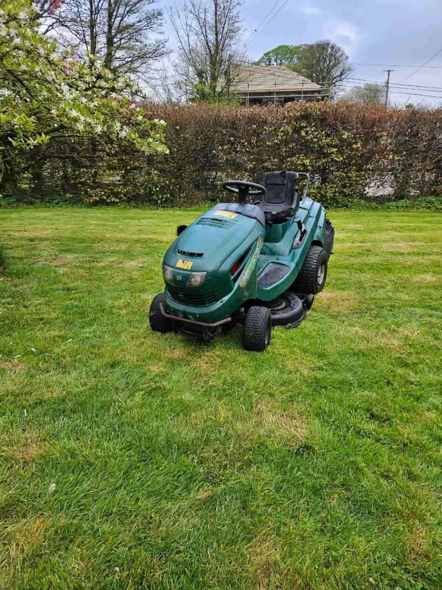 Hayter ride on Lawnmower - Image 2