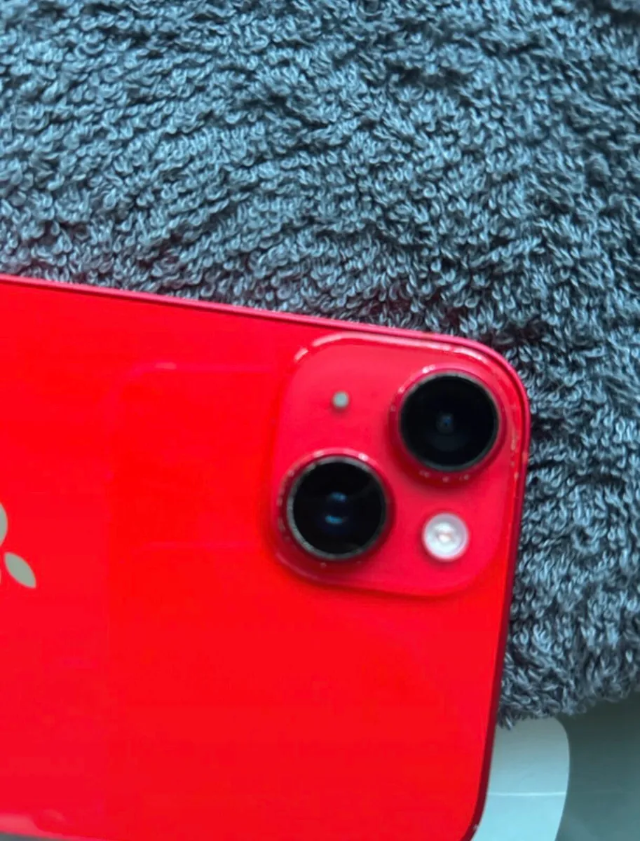iPhone 14 128gb PRODUCT(RED) -good condition - Image 2
