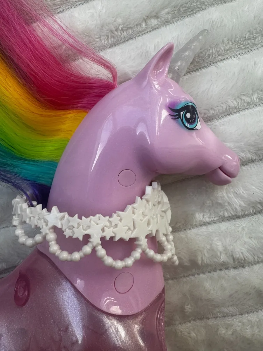 Barbie Dreamtopia Magical Lights Unicorn with Rain - Image 2