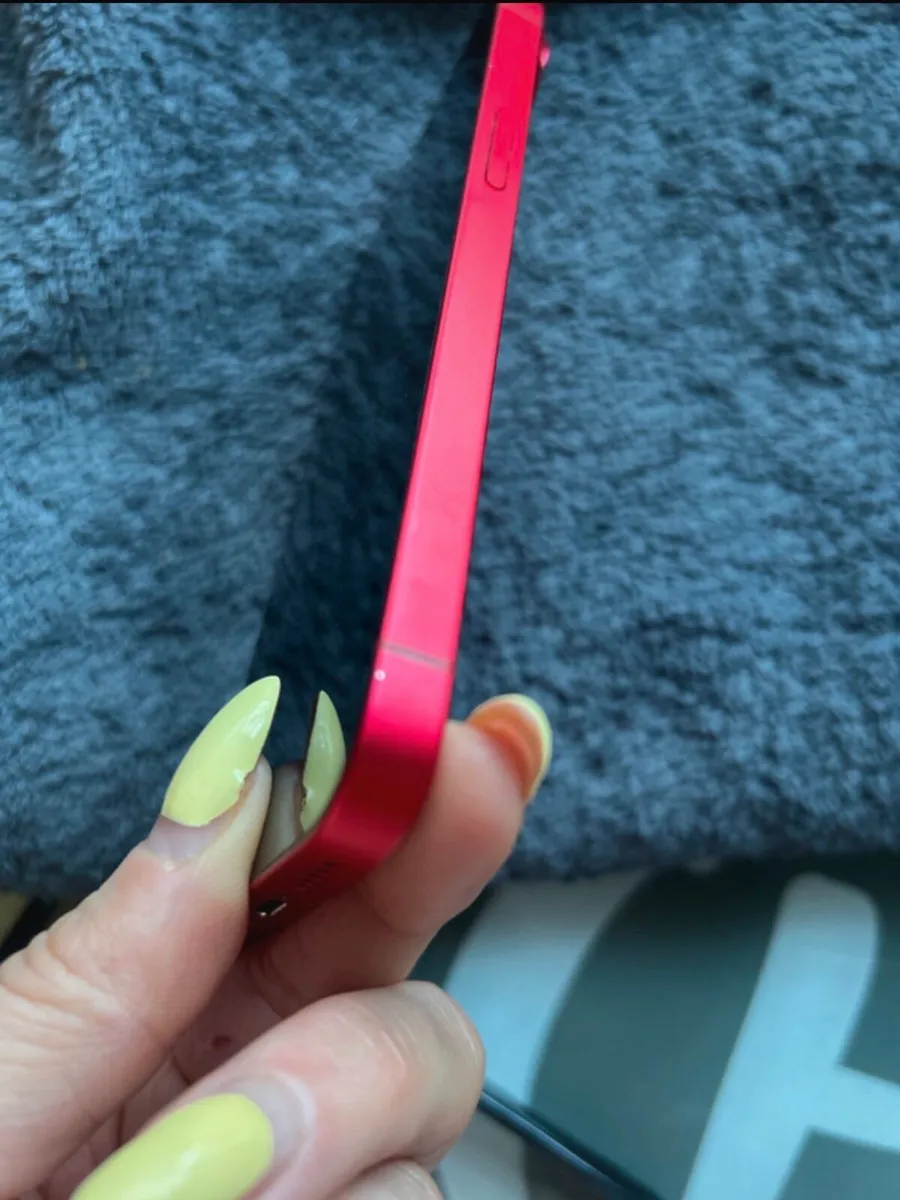 iPhone 14 128gb PRODUCT(RED) -good condition - Image 3