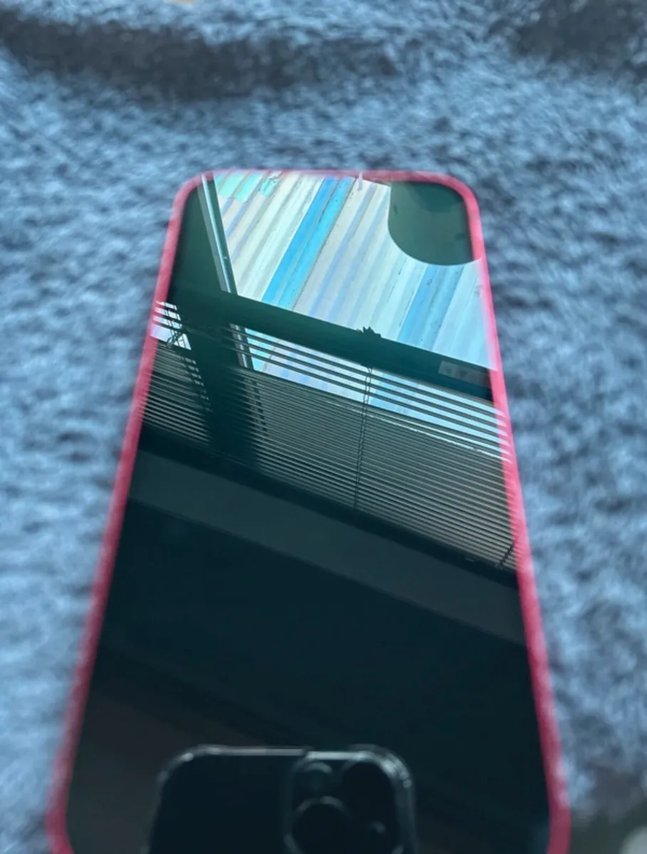 iPhone 14 128gb PRODUCT(RED) -good condition - Image 4