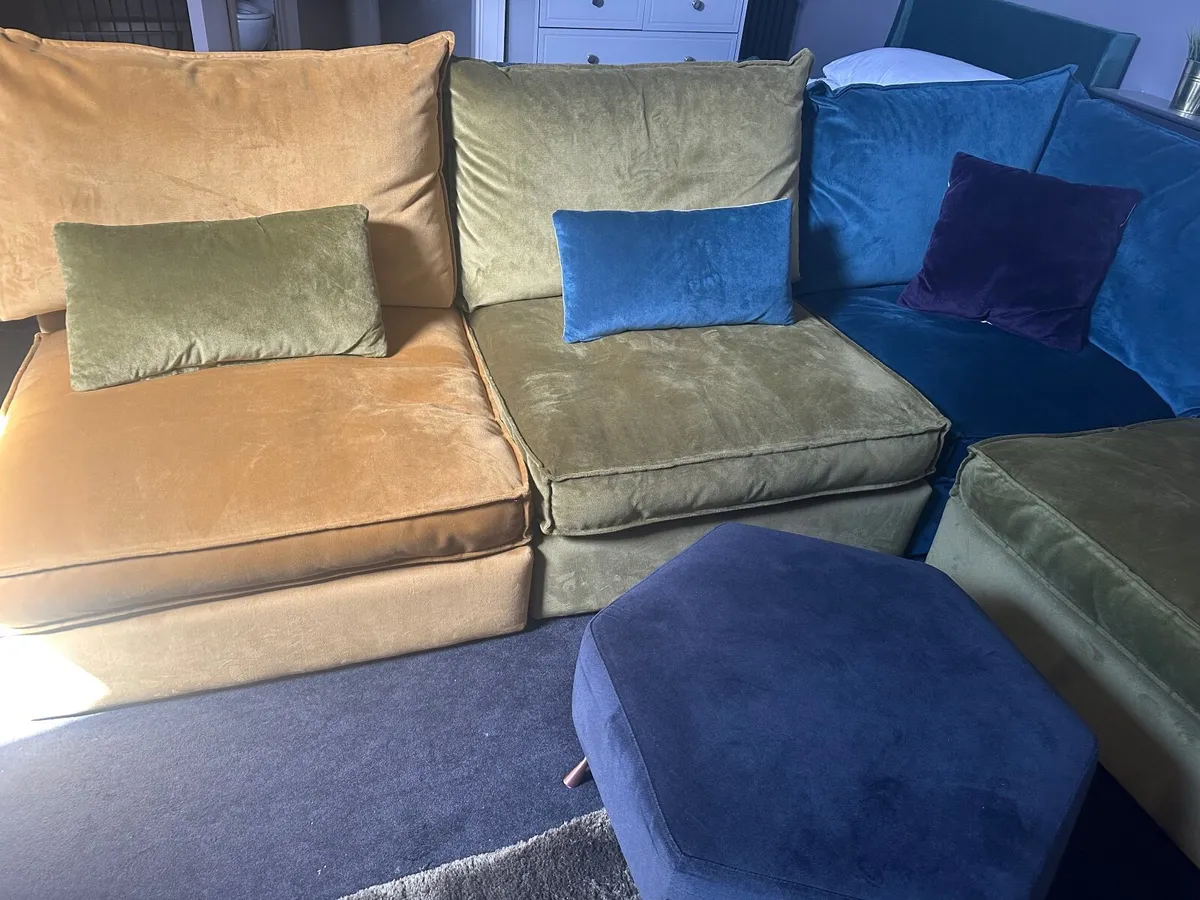 Corner Modular Couch - Image 4