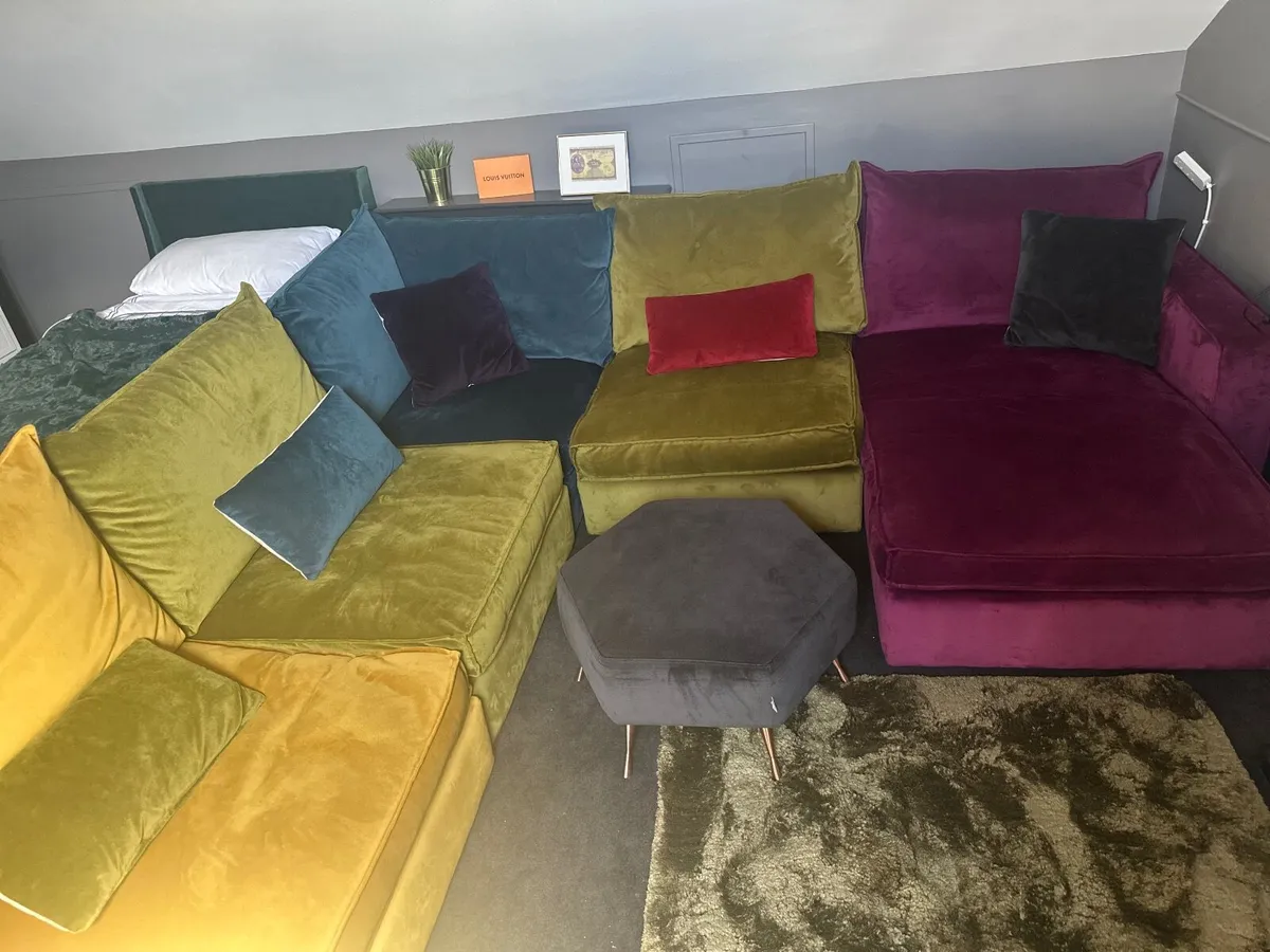 Corner Modular Couch - Image 2