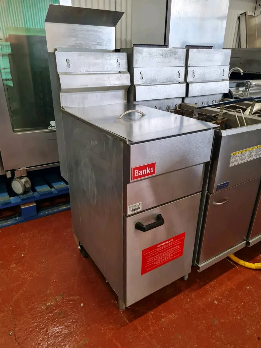 Banks 4 Burner Fryer - Natural Gas - Image 2