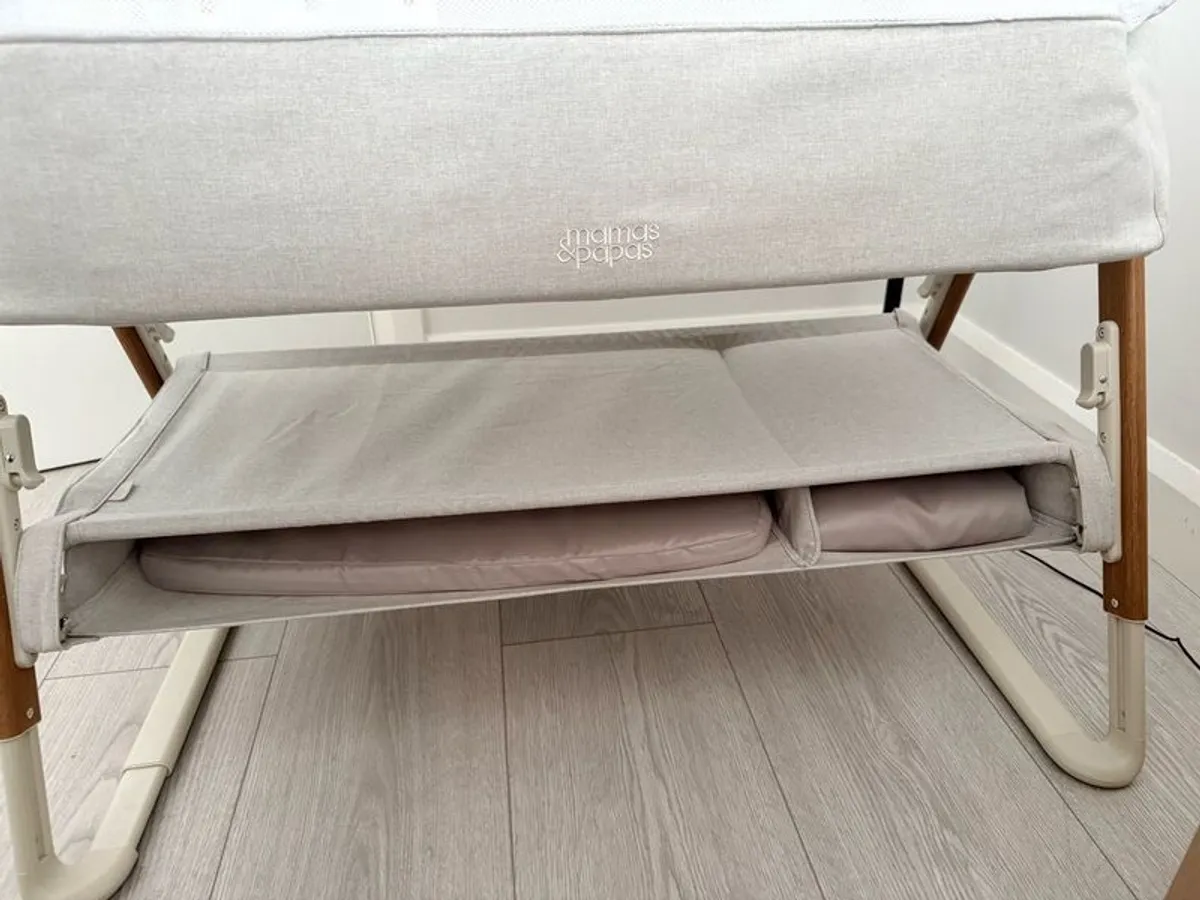 Mamas & Papas Lua Bedside Crib - Fawn - Image 3