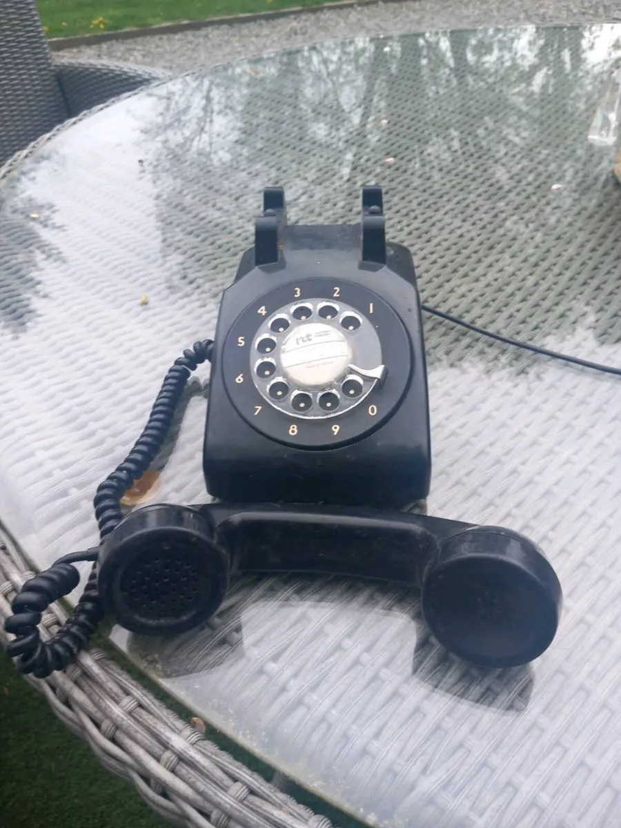 Mid Century left handed rotary telephone, D18 - Image 4