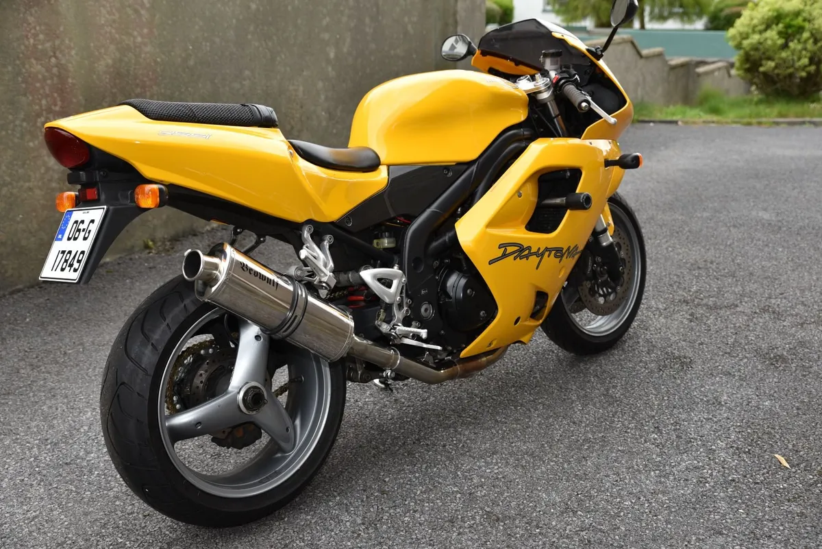 Triumph Other 2006 - Image 2