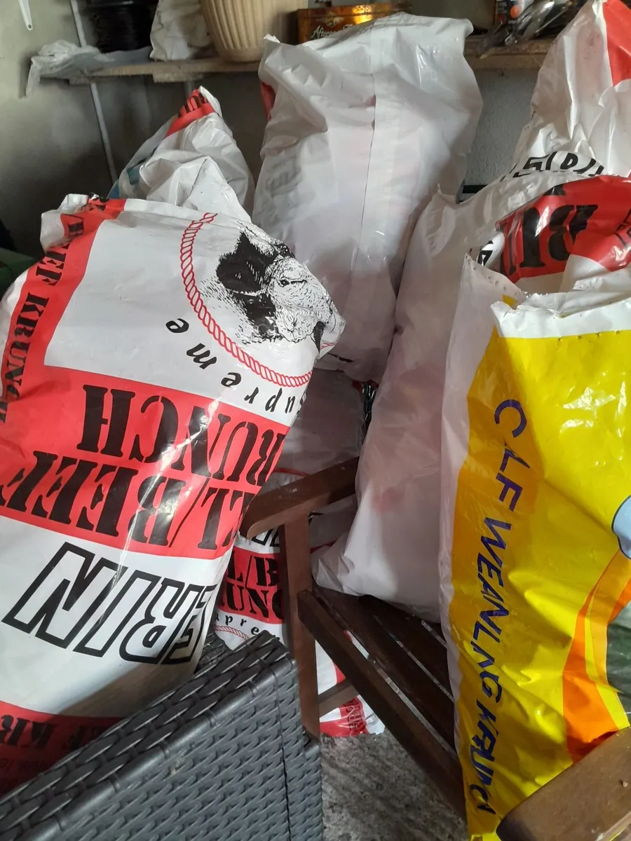 Plastic bags - Image 1