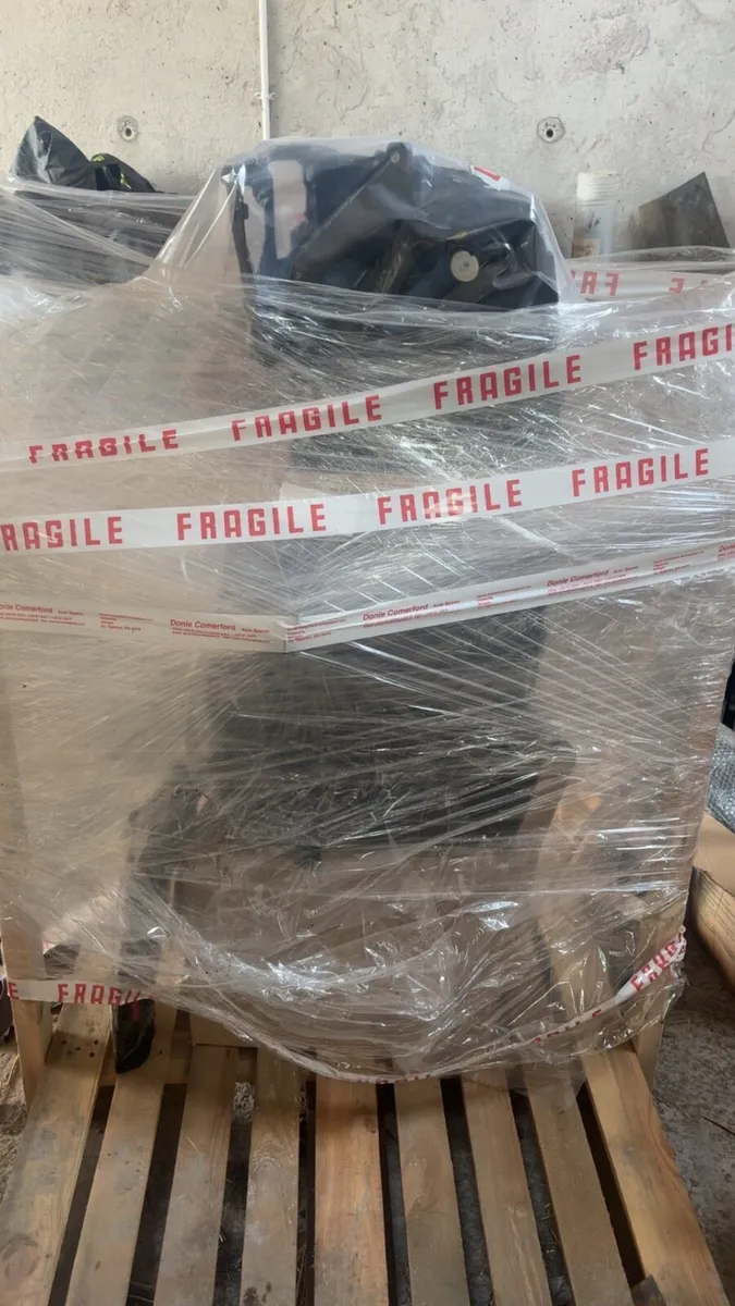 2016 Audi A4 airbag set dash - Image 2