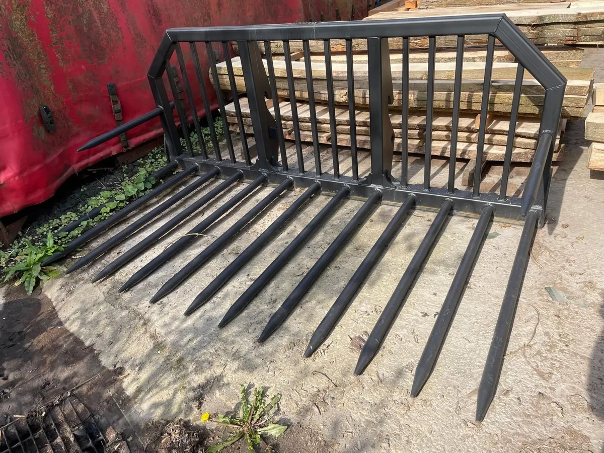 Heavy duty buckrake for sale (Brand new unused) - Image 2