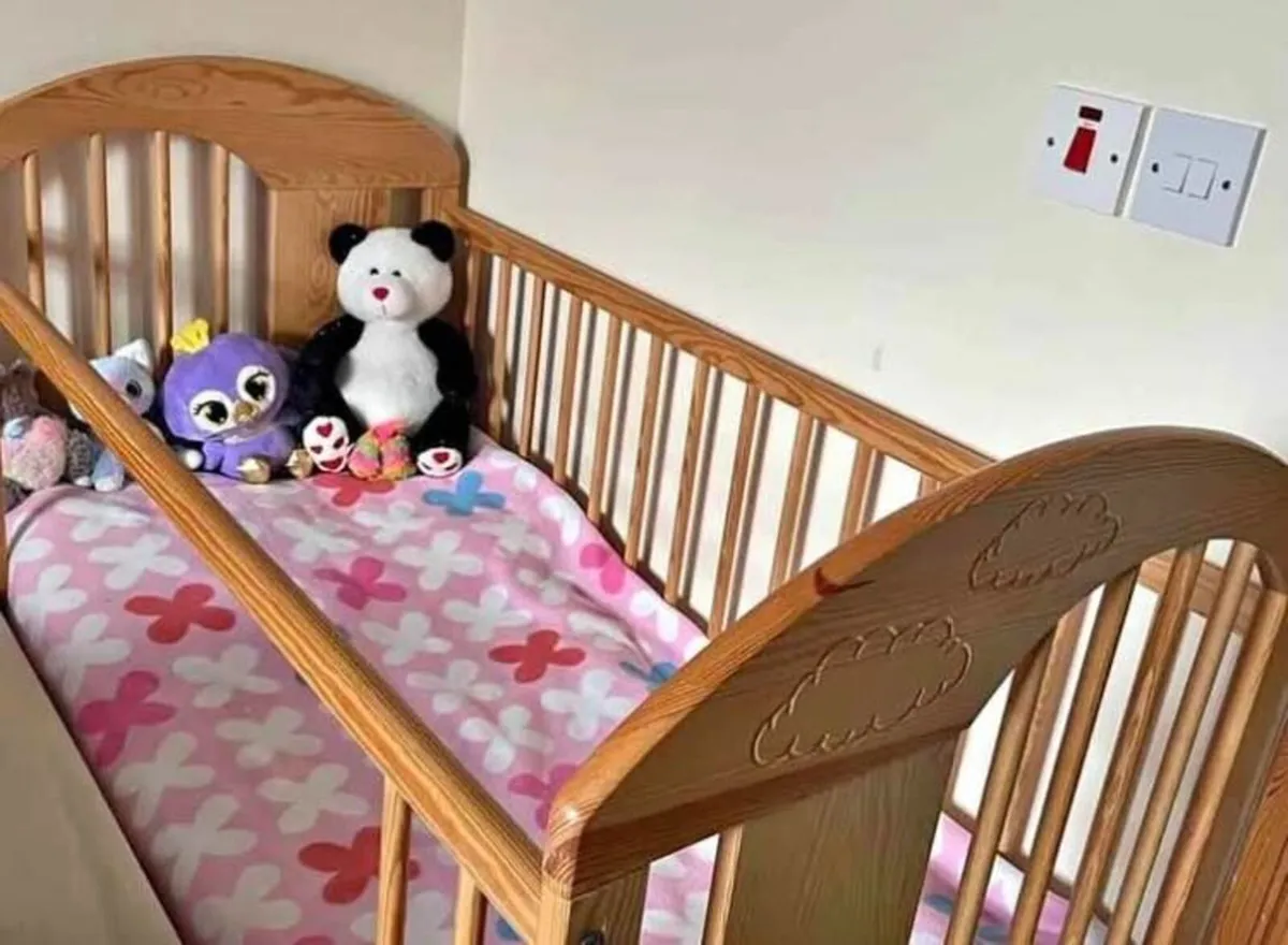Wooden Baby Cot / Crib + Mattress & Storage Drawer - Image 4