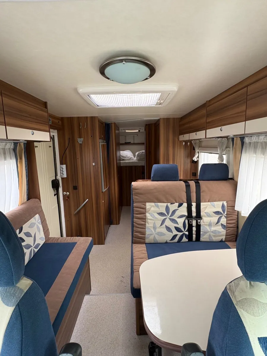 Motorhome - Image 3